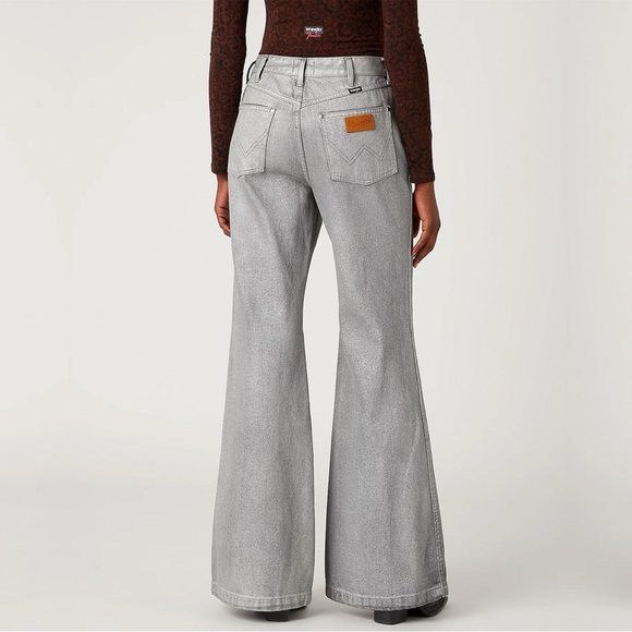 Wrangler X Fender Wanderer Wide Leg Jeans - Picture 1 of 13
